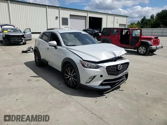 ✅ 2018 Mazda CX-3 Touring • VIN: JM1DKDC71J0315550 • Lot: 71471975. Wystawiony na Copart z przebiegiem 71 809 mil. Bezpłatny archiwum sprzedaży aukcyjnych z USA i szczegółowy raport historii pojazdu na DreamBid. Zdjęcie 13.