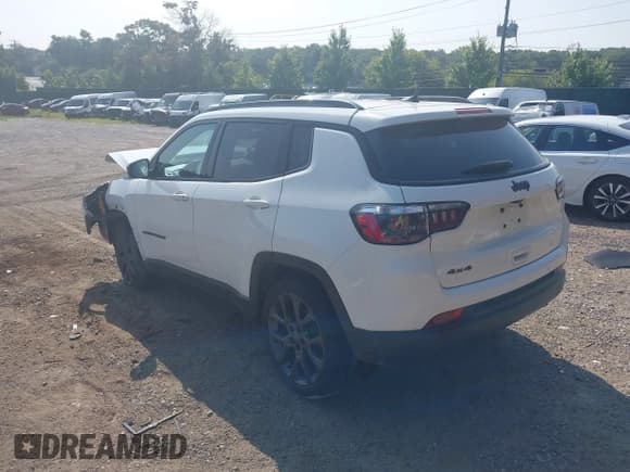 ✅ 2021 Jeep Compass 80th Anniversary • VIN: 3C4NJDEBXMT537407 • Lot: 42928399. Listed on IAAI with 45,610 mi. Free auction sales archive from the USA and detailed vehicle history report at DreamBid. Image 3.