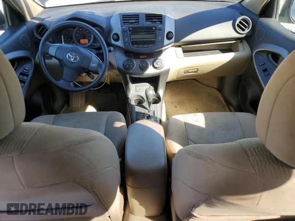 ✅ 2009 Toyota RAV4 • VIN: JTMBF33V99D020186 • Lot: 86261105. Wystawiony na Copart z przebiegiem 189 491 mil. Bezpłatny archiwum sprzedaży aukcyjnych z USA i szczegółowy raport historii pojazdu na DreamBid. Zdjęcie 8.