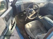 ✅ 1993 Chevrolet S-10 LS • VIN: 1GCCS19Z6P0106798 • Лот: 43982985. Опубликован ранее на Copart с пробегом 323 153 миль. Бесплатный доступ к архиву аукционных продаж из США и подробный отчёт об истории автомобиля на DreamBid. Изображение 8.