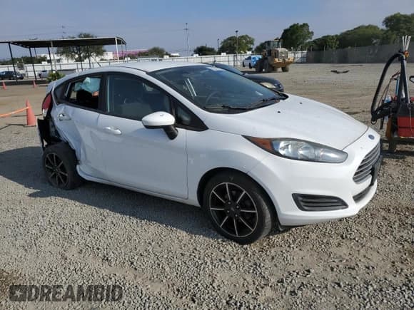 ✅ 2017 Ford Fiesta SE • VIN: 3FADP4EJ1HM163311 • Lot: 82767125. Listed on Copart with 99,726 mi. Free auction sales archive from the USA and detailed vehicle history report at DreamBid. Image 4.