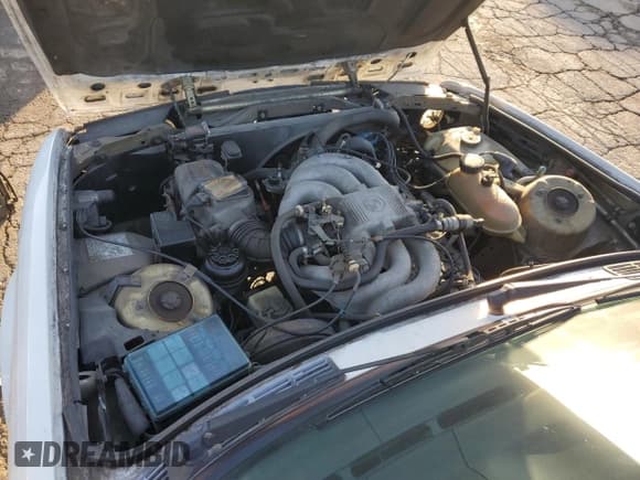 ✅ 1985 BMW 3 Series • VIN: WBAAB6400F1213056 • Lot: 92467385. Listed on Copart with 160,974 mi. Free auction sales archive from the USA and detailed vehicle history report at DreamBid. Image 11.