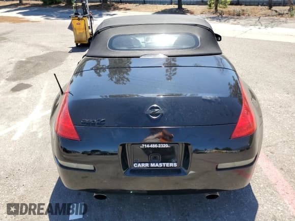 ✅ 2004 Nissan 350Z Touring • VIN: JN1AZ36A34T010010 • Lot: 64837084. Wystawiony na Copart z przebiegiem 97 180 mil. Bezpłatny archiwum sprzedaży aukcyjnych z USA i szczegółowy raport historii pojazdu na DreamBid. Zdjęcie 6.