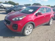 ✅ 2017 Kia Sportage LX • VIN: KNDPMCAC8H7245757 • Lot: 43602458. Wystawiony na IAAI z przebiegiem 119 707 mil. Bezpłatny archiwum sprzedaży aukcyjnych z USA i szczegółowy raport historii pojazdu na DreamBid. Zdjęcie 17.