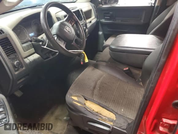 ✅ 2012 Ram 1500 ST • VIN: 1C6RD6FP9CS182817 • Lot: 90299165. Wystawiony na Copart z przebiegiem 239 417 mil. Bezpłatny archiwum sprzedaży aukcyjnych z USA i szczegółowy raport historii pojazdu na DreamBid. Zdjęcie 7.