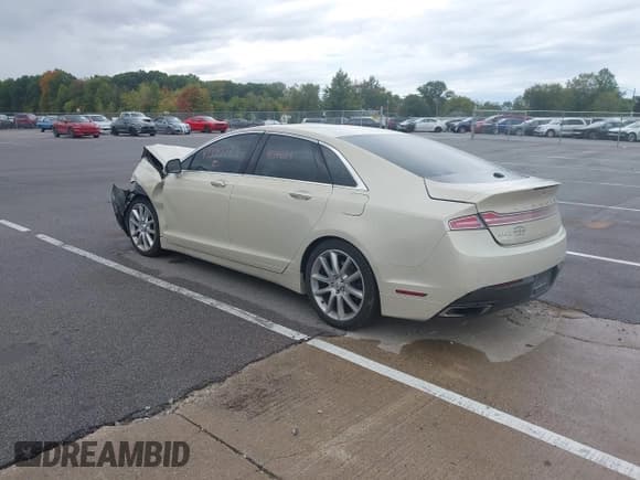 ✅ 2016 Lincoln MKZ • VIN: 3LN6L2G90GR620581 • Лот: 43399283. Опубликован ранее на IAAI с пробегом 93 271 миль. Бесплатный доступ к архиву аукционных продаж из США и подробный отчёт об истории автомобиля на DreamBid. Изображение 3.