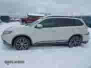 2016 Mitsubishi Outlander SE с VIN JA4AZ3A33GZ002152, выставлен на аукционе IAAI как лот 41602038 с пробегом 103 461 миль миль и . История ставок и продаж доступна на DreamBid. Изображение 13.