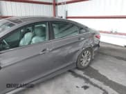 ✅ 2014 Hyundai Sonata SE • VIN: 5NPEC4AC7EH829414 • Лот: 42932232. Опубликован ранее на IAAI с пробегом 100 974 миль. Бесплатный доступ к архиву аукционных продаж из США и подробный отчёт об истории автомобиля на DreamBid. Изображение 6.
