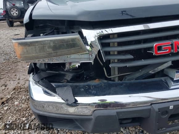 ✅ 2010 GMC Canyon • VIN: 1GTJTBDE8A8101044 • Lot: 42505291. Wystawiony na IAAI z przebiegiem 146 927 mil. Bezpłatny archiwum sprzedaży aukcyjnych z USA i szczegółowy raport historii pojazdu na DreamBid. Zdjęcie 6.