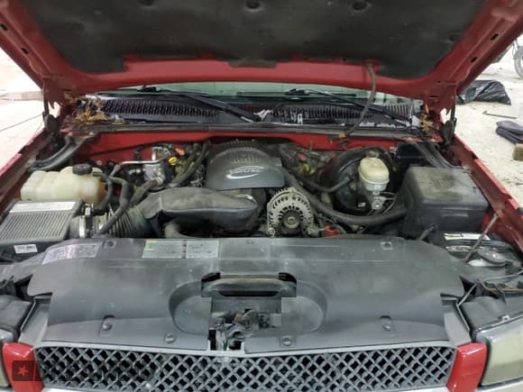 ✅ 2005 Chevrolet Silverado 1500 • VIN: 1GCEC19V65Z184865 • Лот: 88169235. Опубликован ранее на Copart с пробегом 144 862 миль. Бесплатный доступ к архиву аукционных продаж из США и подробный отчёт об истории автомобиля на DreamBid. Изображение 11.