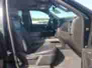 2021 Chevrolet Silverado 1500 RST z VIN 1GCUYEEL5MZ326680, wystawiony jako IAAI lot #43466338 z przebiegiem 47 457 mil mil oraz . Historia ofert i sprzedaży dostępna na DreamBid. Obrazek 5.