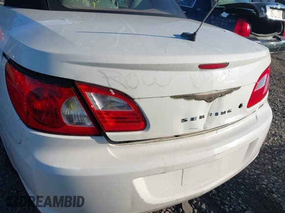 ✅ 2008 Chrysler Sebring Limited • VIN: 1C3LC65M38N254405 • Lot: 43353385. Wystawiony na IAAI z przebiegiem Nie podano. Bezpłatny archiwum sprzedaży aukcyjnych z USA i szczegółowy raport historii pojazdu na DreamBid. Zdjęcie 6.