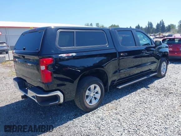 ✅ 2019 Chevrolet Silverado 1500 LT • VIN: 1GCPYDEK2KZ333243 • Lot: 42742762. Wystawiony na IAAI z przebiegiem 88 172 mil. Bezpłatny archiwum sprzedaży aukcyjnych z USA i szczegółowy raport historii pojazdu na DreamBid. Zdjęcie 4.