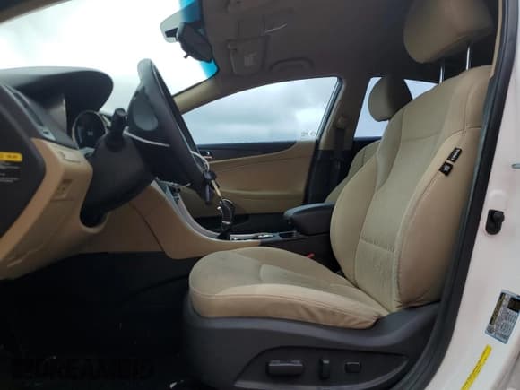 ✅ 2012 Hyundai Sonata GLS • VIN: 5NPEB4AC1CH475468 • Lot: 71097644. Listed on Copart with 107,517 mi. Free auction sales archive from the USA and detailed vehicle history report at DreamBid. Image 7.