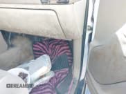 ✅ 2003 Chevrolet Suburban LS • VIN: 3GNEC16Z83G177914 • Лот: 41640705. Опубликован ранее на IAAI с пробегом Не указан. Бесплатный доступ к архиву аукционных продаж из США и подробный отчёт об истории автомобиля на DreamBid. Изображение 11.