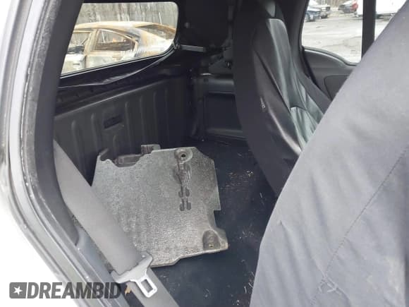 ✅ 2009 Smart fortwo Passion • VIN: WMEEK31X39K225478 • Lot: 41510522. Wystawiony na IAAI z przebiegiem Nie podano. Bezpłatny archiwum sprzedaży aukcyjnych z USA i szczegółowy raport historii pojazdu na DreamBid. Zdjęcie 8.