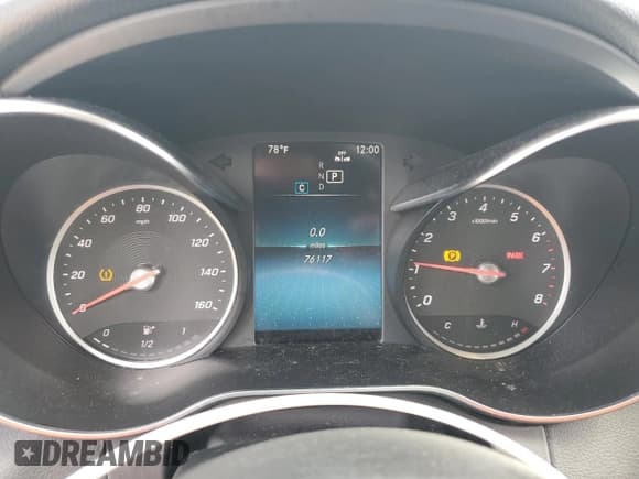 ✅ 2020 Mercedes-Benz C 300 • VIN: WDDWF8DB0LR558827 • Lot: 61656885. Listed on Copart with 76,117 mi. Free auction sales archive from the USA and detailed vehicle history report at DreamBid. Image 9.