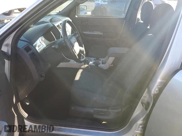 ✅ 2010 Ford Escape XLT • VIN: 1FMCU9DG3AKC48788 • Лот: 90807195. Опубликован ранее на Copart с пробегом 245 767 миль. Бесплатный доступ к архиву аукционных продаж из США и подробный отчёт об истории автомобиля на DreamBid. Изображение 7.