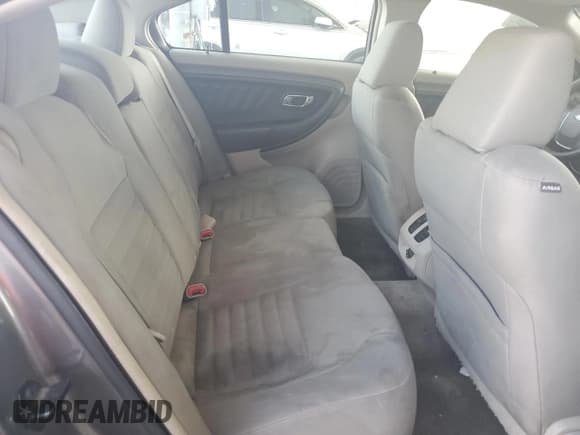 ✅ 2011 Ford Taurus SE • VIN: 1FAHP2DW3BG185489 • Lot: 71636455. Wystawiony na Copart z przebiegiem 216 069 mil. Bezpłatny archiwum sprzedaży aukcyjnych z USA i szczegółowy raport historii pojazdu na DreamBid. Zdjęcie 10.