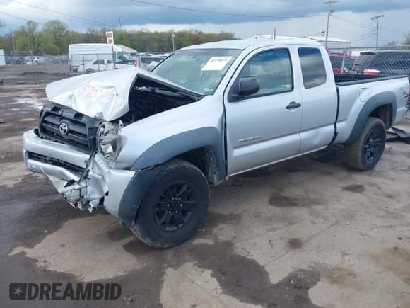 ✅ 2008 Toyota Tacoma • VIN: 5TEUU42N78Z570546 • Лот: 42176574. Опубликован ранее на IAAI с пробегом 141 780 миль. Бесплатный доступ к архиву аукционных продаж из США и подробный отчёт об истории автомобиля на DreamBid. Изображение 18.