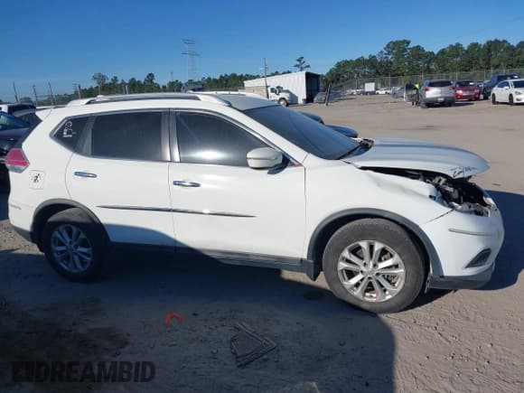 ✅ 2015 Nissan Rogue SL • VIN: 5N1AT2MT5FC837339 • Lot: 43495816. Wystawiony na IAAI z przebiegiem 205 716 mil. Bezpłatny archiwum sprzedaży aukcyjnych z USA i szczegółowy raport historii pojazdu na DreamBid. Zdjęcie 11.