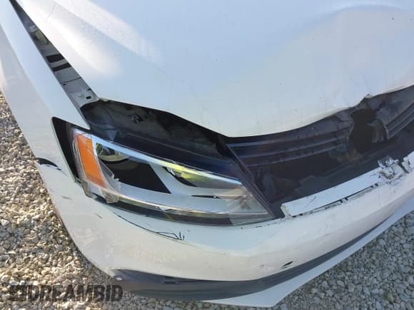 ✅ 2013 Volkswagen Jetta • VIN: 3VW2K7AJ2DM306104 • Лот: 43261757. Опубликован ранее на IAAI с пробегом 110 510 миль. Бесплатный доступ к архиву аукционных продаж из США и подробный отчёт об истории автомобиля на DreamBid. Изображение 13.