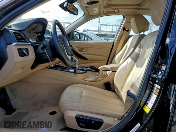 ✅ 2013 BMW 3 Series 328i • VIN: WBA3A5C50DF351523 • Lot: 94967515. Wystawiony na Copart z przebiegiem 55 875 mil. Bezpłatny archiwum sprzedaży aukcyjnych z USA i szczegółowy raport historii pojazdu na DreamBid. Zdjęcie 7.