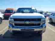 2008 Chevrolet Silverado 3500HD SRW LTZ with VIN 1GCHK33658F172919, listed as a IAAI auction lot 41622999 with 235,636 mi miles and . Bid and sale history available at DreamBid. Image 12.