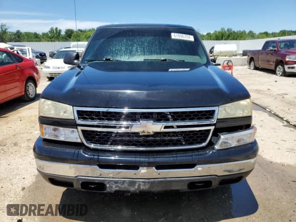 ✅ 2006 Chevrolet Silverado 1500 LT1 • VIN: 2GCEC13T361219279 • Lot: 61096704. Wystawiony na Copart z przebiegiem 239 615 mil mil. Skorzystaj z bezpłatnego archiwum sprzedaży aukcyjnych z USA i zobacz szczegółowy raport historii pojazdu na DreamBid. Zdjęcie 5.