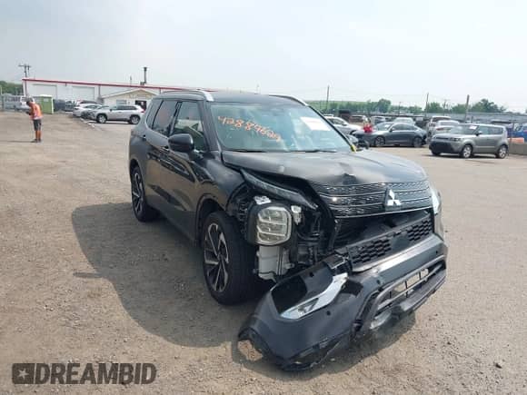 2023 Mitsubishi Outlander SEL with VIN JA4J3VA87PZ038533, listed as a IAAI auction lot 42884629 with 43,715 mi miles and . Bid and sale history available at DreamBid. Image 6.