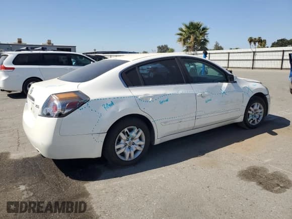 ✅ 2009 Nissan Altima S • VIN: 1N4AL21E39C124735 • Lot: 68182365. Listed on Copart with 237,584 mi. Free auction sales archive from the USA and detailed vehicle history report at DreamBid. Image 3.