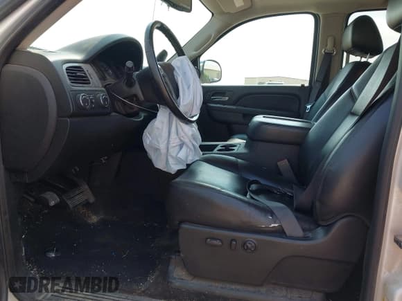 ✅ 2012 Chevrolet Silverado 1500 LTZ • VIN: 3GCPKTE72CG281668 • Lot: 42468867. Wystawiony na IAAI z przebiegiem 139 316 mil. Bezpłatny archiwum sprzedaży aukcyjnych z USA i szczegółowy raport historii pojazdu na DreamBid. Zdjęcie 5.