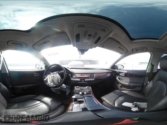 ✅ 2015 Audi A8 4.0T • VIN: WAU32AFD6FN002710 • Лот: 42447149. Опубликован ранее на IAAI с пробегом 109 791 миль. Бесплатный доступ к архиву аукционных продаж из США и подробный отчёт об истории автомобиля на DreamBid. Изображение 17.