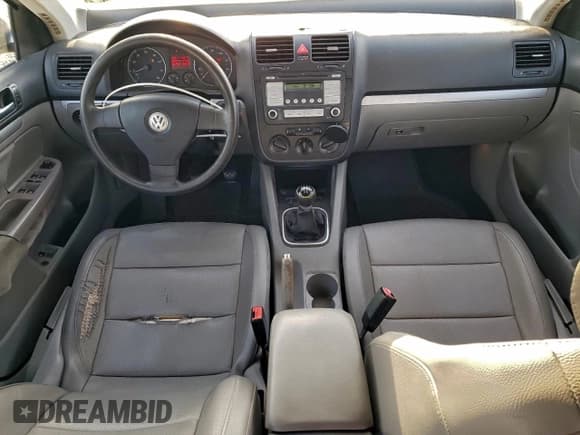 ✅ 2009 Volkswagen Jetta S • VIN: 3VWJZ71K79M036293 • Lot: 94152295. Listed on Copart with 151,542 mi. Free auction sales archive from the USA and detailed vehicle history report at DreamBid. Image 8.