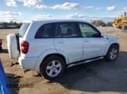 ✅ 2004 Toyota RAV4 • VIN: JTEHD20V340023644 • Lot: 89793765. Listed on Copart with 198,437 mi. Free auction sales archive from the USA and detailed vehicle history report at DreamBid. Image 3.