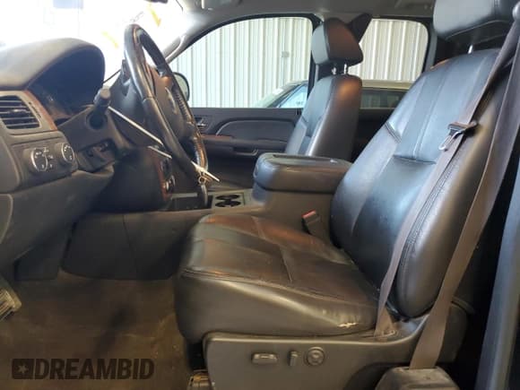 ✅ 2008 Chevrolet Silverado 1500 1LT • VIN: 1GCEK19J88Z264494 • Lot: 63310874. Listed on Copart with 89,362 mi. Free auction sales archive from the USA and detailed vehicle history report at DreamBid. Image 7.