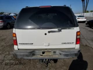 ✅ 2003 Chevrolet Suburban LT • VIN: 3GNGK26U93G267286 • Лот: 48900485. Опубликован ранее на Copart с пробегом 162 088 миль. Бесплатный доступ к архиву аукционных продаж из США и подробный отчёт об истории автомобиля на DreamBid. Изображение 6.