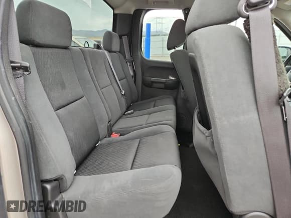 ✅ 2009 Chevrolet Silverado 2500HD LT • VIN: 1GCHK59629E131691 • Лот: 80130715. Опубликован ранее на Copart с пробегом 152 493 миль. Бесплатный доступ к архиву аукционных продаж из США и подробный отчёт об истории автомобиля на DreamBid. Изображение 10.