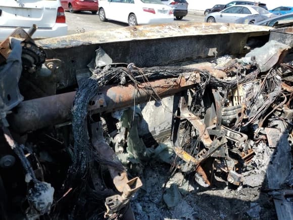 ✅ 2022 Ram 2500 Longhorn • VIN: 3C6UR5GL5NG381553 • Lot: 70767164. Wystawiony na Copart z przebiegiem Nie podano. Bezpłatny archiwum sprzedaży aukcyjnych z USA i szczegółowy raport historii pojazdu na DreamBid. Zdjęcie 9.