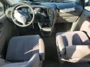 ✅ 2003 Dodge Caravan SE • VIN: 1D4GP24313B285149 • Lot: 82296405. Listed on Copart with 123,284 mi. Free auction sales archive from the USA and detailed vehicle history report at DreamBid. Image 8.