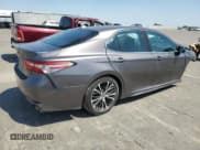 ✅ 2019 Toyota Camry LE • VIN: 4T1B11HK4KU197568 • Лот: 55860915. Опубликован ранее на Copart с пробегом 72 711 миль. Бесплатный доступ к архиву аукционных продаж из США и подробный отчёт об истории автомобиля на DreamBid. Изображение 3.