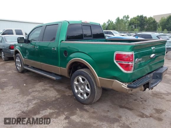 ✅ 2014 Ford F-150 XL • VIN: 1FTFW1ET9EKD80369 • Lot: 43117596. Wystawiony na IAAI z przebiegiem 186 116 mil. Bezpłatny archiwum sprzedaży aukcyjnych z USA i szczegółowy raport historii pojazdu na DreamBid. Zdjęcie 3.
