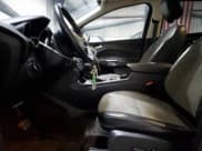 ✅ 2018 Ford Escape SE • VIN: 1FMCU9GD5JUD35033 • Lot: 92386285. Wystawiony na Copart z przebiegiem 106 445 mil. Bezpłatny archiwum sprzedaży aukcyjnych z USA i szczegółowy raport historii pojazdu na DreamBid. Zdjęcie 7.