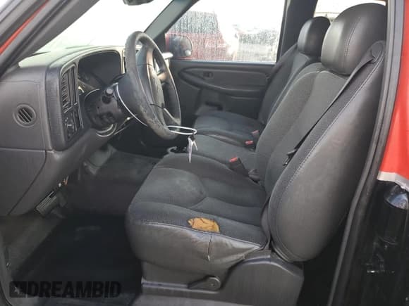 ✅ 2003 Chevrolet Silverado 1500 Work Truck • VIN: 1GCEC19XX3Z358211 • Lot: 91741515. Listed on Copart with 198,068 mi. Free auction sales archive from the USA and detailed vehicle history report at DreamBid. Image 7.