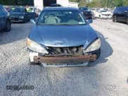 ✅ 2004 Toyota Camry LE • VIN: 4T1BE30K94U893597 • Lot: 42987871. Wystawiony na IAAI z przebiegiem 143 430 mil. Bezpłatny archiwum sprzedaży aukcyjnych z USA i szczegółowy raport historii pojazdu na DreamBid. Zdjęcie 6.