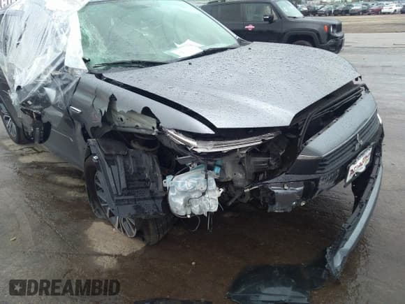 ✅ 2017 Mitsubishi Outlander SE • VIN: JA4AP3AWXHZ019855 • Lot: 39229476. Listed on IAAI with 61,645 mi. Free auction sales archive from the USA and detailed vehicle history report at DreamBid. Image 6.