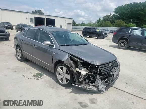 ✅ 2007 Volkswagen Passat Wolfsburg Edition • VIN: WVWAK73C87P145897 • Lot: 54625075. Wystawiony na Copart z przebiegiem 193 276 mil. Bezpłatny archiwum sprzedaży aukcyjnych z USA i szczegółowy raport historii pojazdu na DreamBid. Zdjęcie 13.