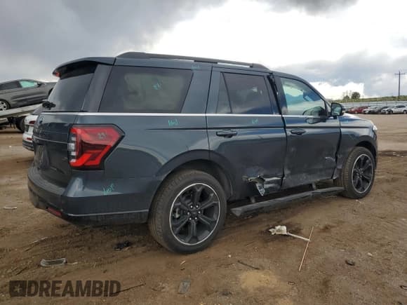 ✅ 2024 Ford Expedition Limited • VIN: 1FMJU2A81REA82227 • Lot: 54716135. Listed on Copart with 1,901 mi. Free auction sales archive from the USA and detailed vehicle history report at DreamBid. Image 3.