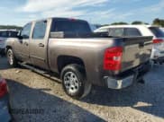 ✅ 2007 Chevrolet Silverado 1500 1LT • VIN: 2GCEC13J371522840 • Lot: 77124554. Listed on Copart with 236,284 mi. Free auction sales archive from the USA and detailed vehicle history report at DreamBid. Image 2.