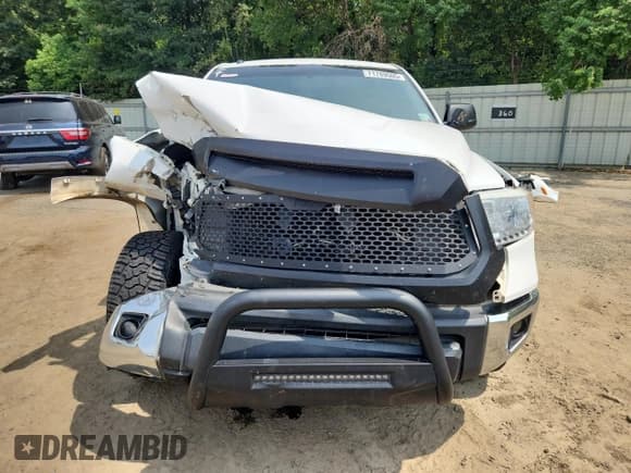✅ 2016 Toyota Tundra SR5 • VIN: 5TFEM5F1XGX101409 • Лот: 71789505. Опубликован ранее на Copart с пробегом 195 506 миль. Бесплатный доступ к архиву аукционных продаж из США и подробный отчёт об истории автомобиля на DreamBid. Изображение 5.